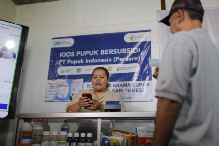 Harga Pupuk Subsidi Dijamin! Awas Kios Nakal, Sanksi Menanti!