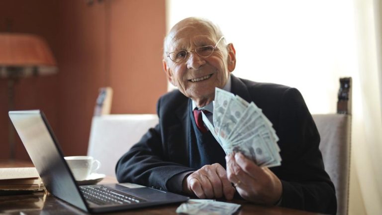 Jebakan Finansial! 7 Kebiasaan Ini Bikin Sulit Kaya