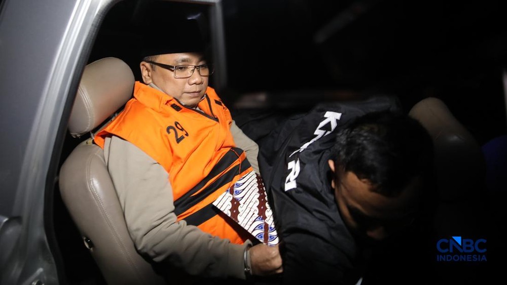 Geger! Eks Menag Yaqut Ditahan KPK, Harta Rp13 Miliar Terkuak!